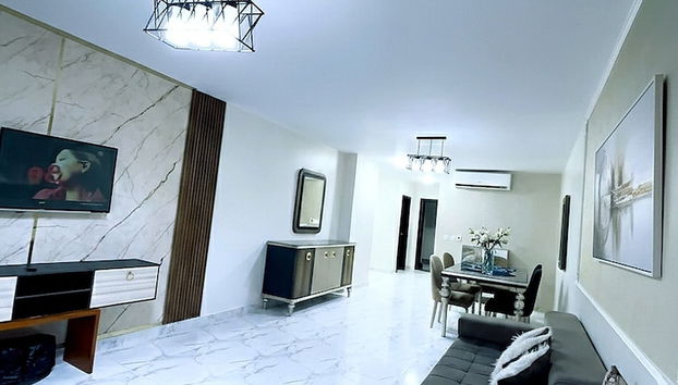 Luxurious Chalet in Port Said's Gomrokia District - Foto 5, Sala
