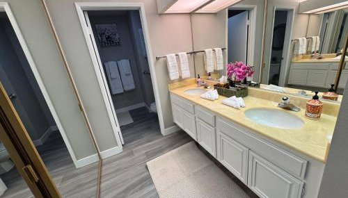 Charming & Cozy 2-Bedroom in the Heart of Cathedral City! - Foto 4, towels