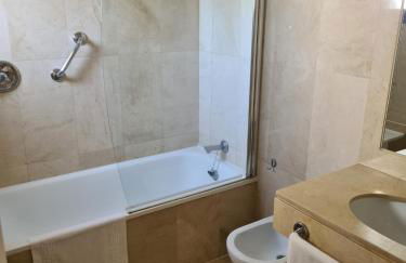 Apartamentos Plaza de Santiago - Estudios Turisticos - 1 LLAVE - Foto 70