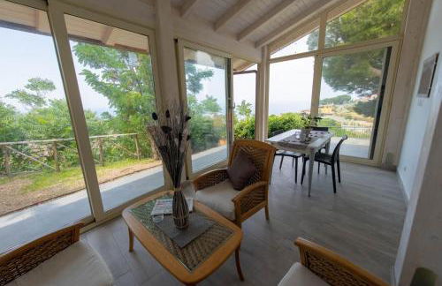 "Il Segreto" Vista Panoramica sulle Isole Eolie con Piscina, palestra e WiFi - Photo 7