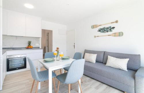 Modern and Stylish Apartment 2: Terrace and Pool - Foto 2