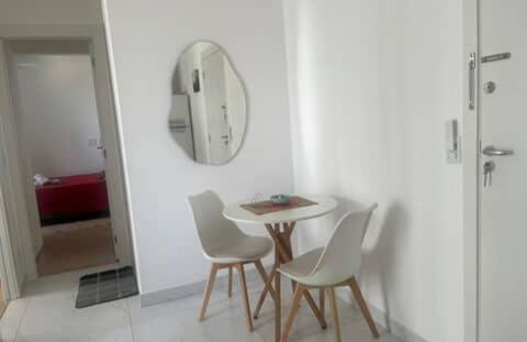 Apartamento de 2 quartos, com piscina e há 10 km de copacabana - Foto 29