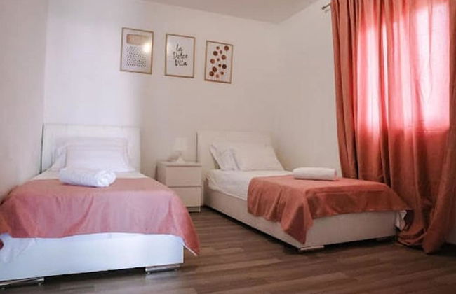 Exclusive Elegant Villa With Pool in Kastel Novi - Foto 7