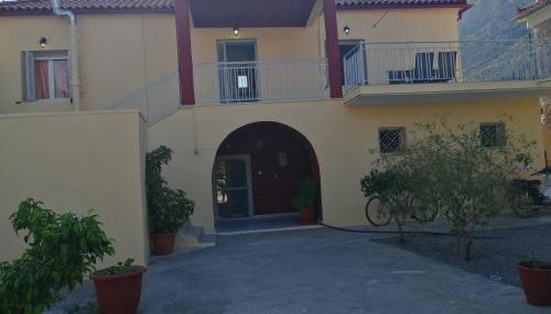 Sunny cozy House with grand courtyard - Foto 2