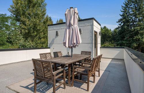 Perch - Modern Seattle Retreat w/ AC, Garage & Decks - Foto 69