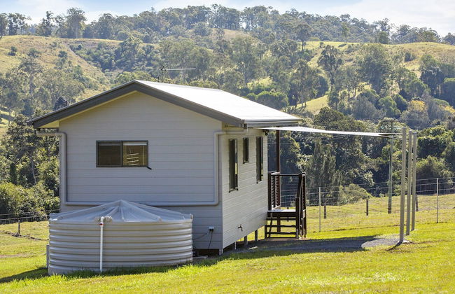 Valley Cabins By The Creek - Photo 1