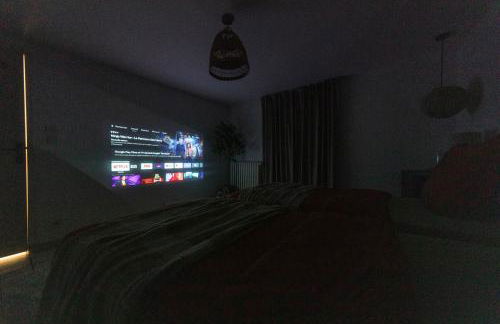 Loft Station Parking Video Projector near Tours - Photo 28