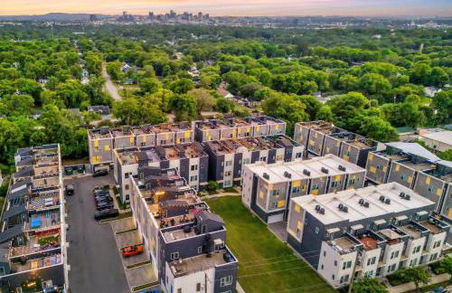 Rooftop Deck Grill Ping Pong Near Downtown Nashville - Foto 52