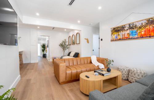 5BR HotTubPoolTableMiniGolf 7 min to Wynwood - Foto 12