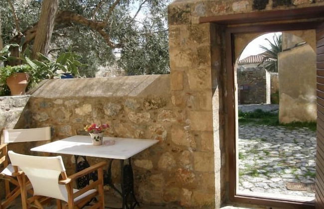 Dorovinis Monemvasia Castlehouses - Photo 30