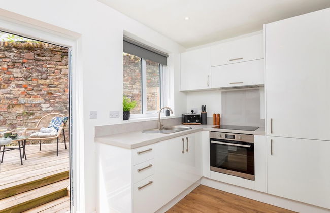 Crescent Apartments in Newport - Foto 3