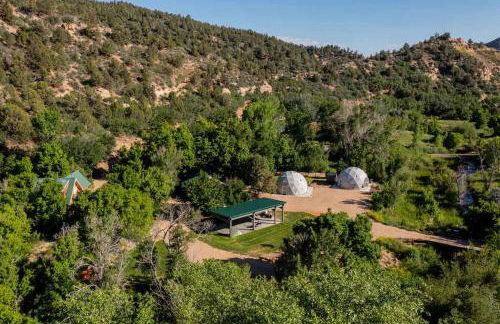 Zen Zion accommodates large groups of up to 30 - Foto 1