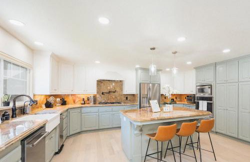 Casteel - 4,500 sq-ft retreat with a pool and hot tub in the middle of wine country! - Foto 2