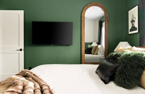 Luxe Lakeside New Build by Flathead Lake Speakeasy - Foto 33