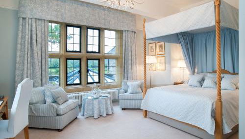 Llangoed Hall - Photo 2