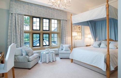 Llangoed Hall - Photo 2