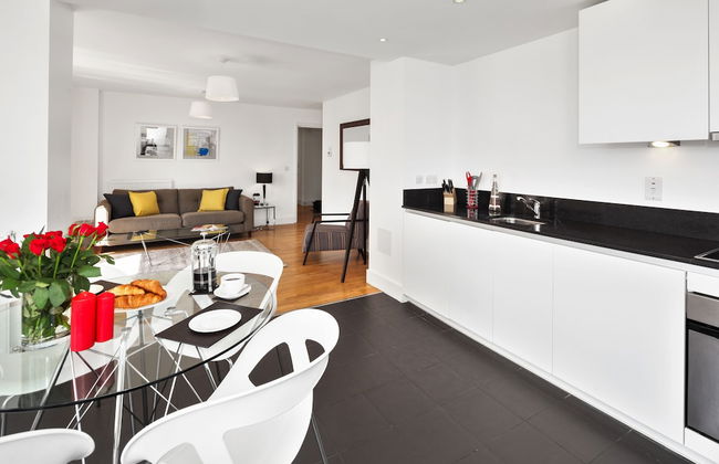 Phoenix Heights By Bridgestreet - Photo 13