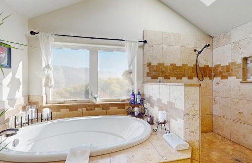 Logan's Landing - Photo 12