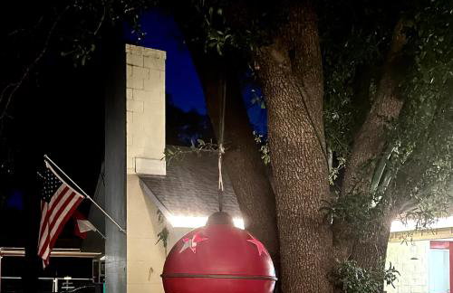 Pet Friendly Graham 2 Bedroom Home Christmas 365 at The Mistletoe Farm - Foto 44