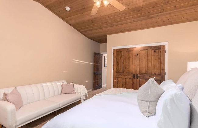 Amberwood Estate w 5 Showers Spa Mtn Views - Photo 25