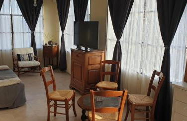 La Maison d'Onésiphore - Foto 10