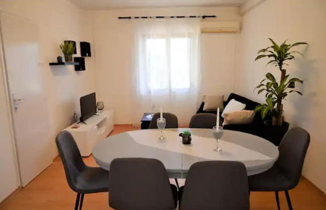 Beachside Apartment - Sleeps 5, Parking & Views - Foto 18