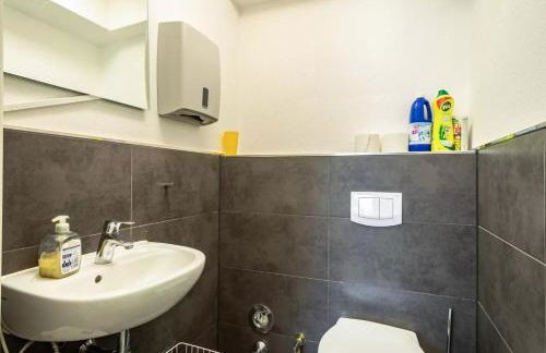 NGUYEN LE 3 Schlafzimmer, 7 Bette,Dusche, 2 WC , Küche ab 2 Übernachtungen - Foto 23