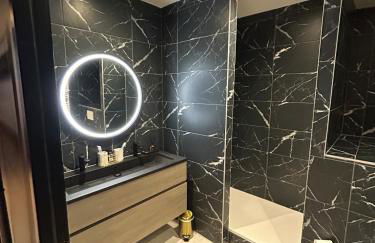 Luxueux appartement avec jacuzzi dans le centre de Macon ,snacking et cadeau - Foto 15