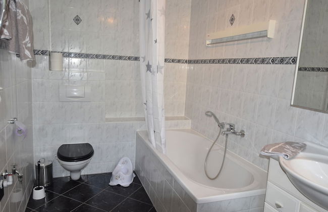 Modern Bungalow in Kropelin With Garden - Foto 13