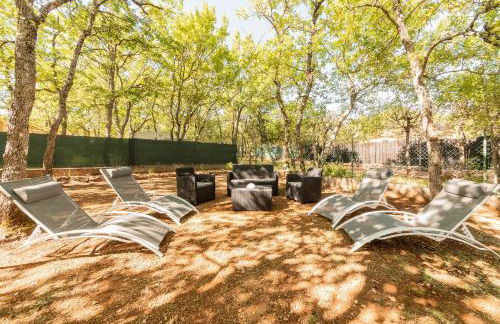 L'Oustaou Dou Verdoun - Avec grand jardin - Foto 8