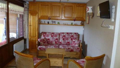 Appartement 2 pièces cosy, 5 pers, terrasse sud, proche des remontées, parking inclus, WiFi en option - FR-1-676-51 - Foto 4