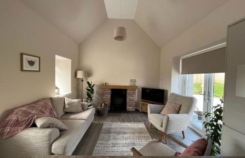 Tumbledown Croft, rural cottage near Cruden Bay - Photo 18