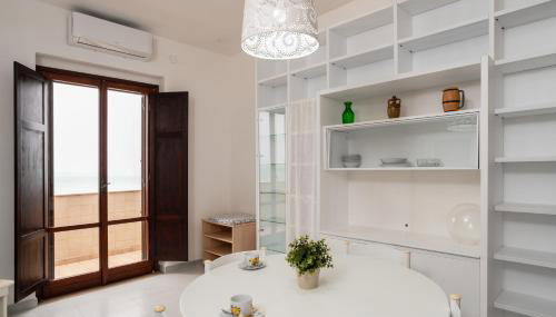 San Menaio Apartment by Rentbeat - Foto 5