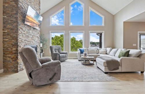 Luxury Home on Cove with Boat Slips, Waterslides, and Jump Deck - Foto 9