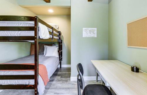 Dock, Slip and Launch Waterfront Home on Clear Lake - Foto 23