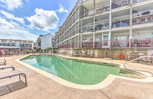 Community Pool and Dock Lake of the Ozarks Condo! - Foto 24