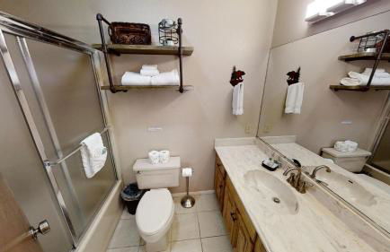 Rose Rock Mountain View - Pet Friendly - Fireplace - WiFi - Hot Tub - Washer - Dryer - Foto 17