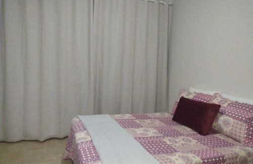 Apartamento amplo 10 mim da praia - Foto 6