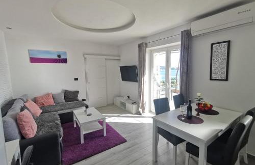 Holiday Apartment Lira jacuzzi - sea view- terrace - Foto 10