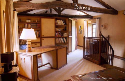 Villa spacieuse à Crastes avec piscine privée et vue montagne - Photo 20