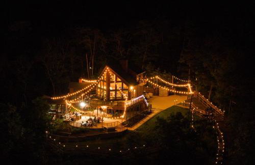 Luxury A Frame 5BR Hot Tub & Mountain Views - Foto 76