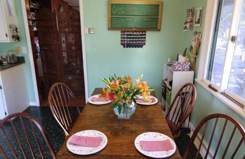 Cozy Duke Park Retreat, Whole House - Foto 24