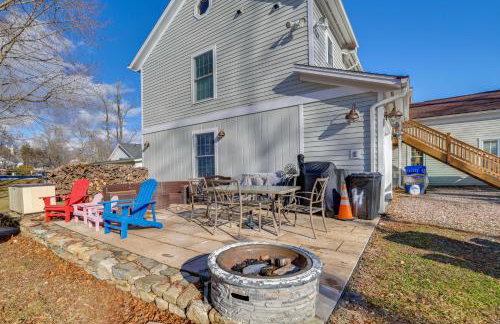 Walk to Memorial Park Pet-Friendly Bethlehem Home - Foto 2