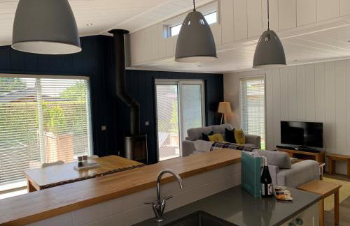 The Retreat, Strawberryfield Park - Photo 12