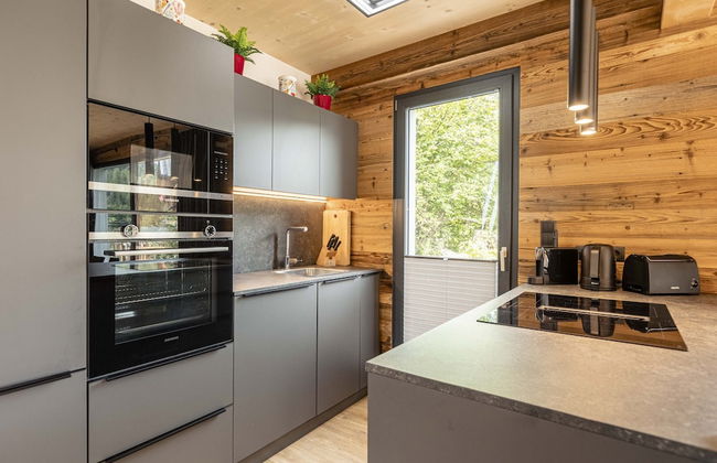 Superior Chalet mit 4 Schlafzimmern & Wellness - Foto 4