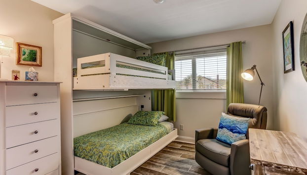 Coastline Condo with private Balcony to Enjoy Views of the Atlantic Ocean by RedAwning - Foto 4, Habitación