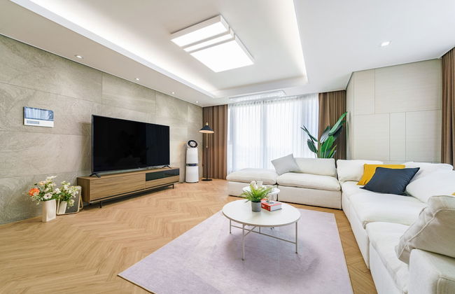 Le collective Busan station - Foto 54