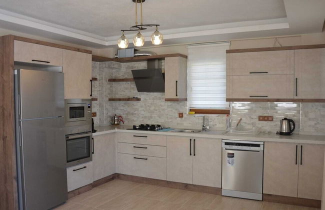 Stunning 4-bed Villa Konak Private & Pool - Photo 6