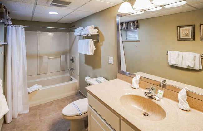 Tanglwood Resort - Photo 17