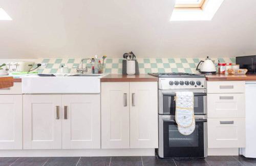 Cozy One-bed Apartment in Nottingham - Photo 3